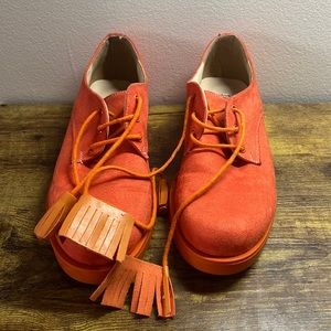 Spring orange shoes , very cool for jeans